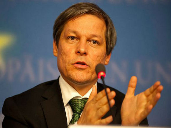 Cioloș: România are intenția să sprijine financiar Republica Moldova