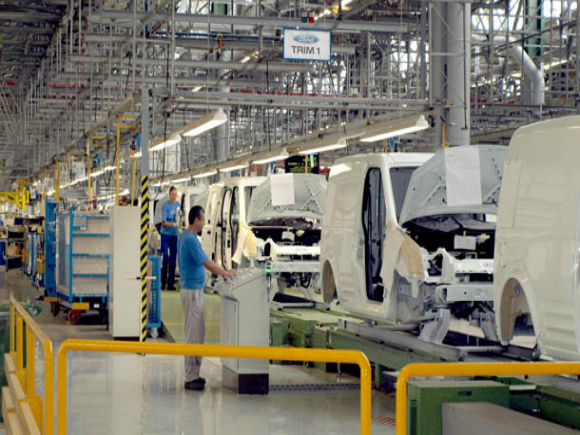 Fabrica Ford se închide aproape o lună pentru revizia generală anuală