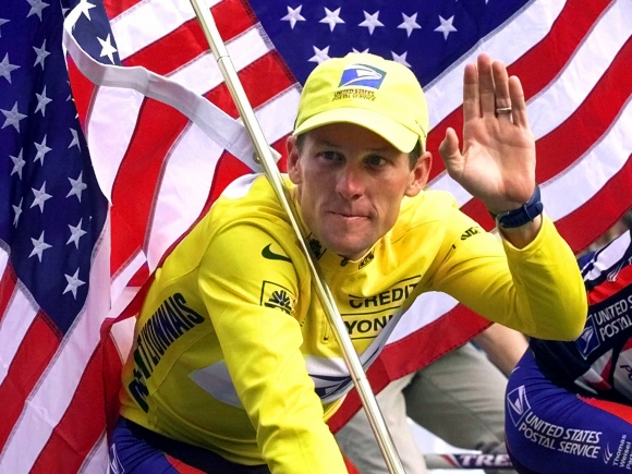 Ciclistul Lance Armstrong ar putea plăti peste 150 de milioane de dolari guvernului american