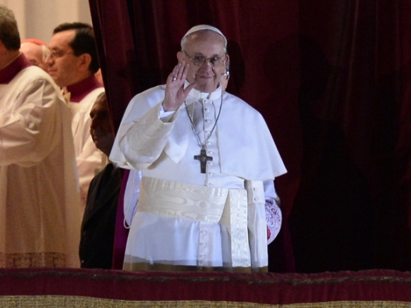 Traian Băsescu merge la Vatican, la înscăunarea noului Papă
