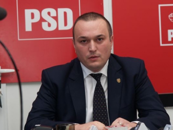 Fostul primar al Ploieștiului Iulian Bădescu, adus din arest la DNA