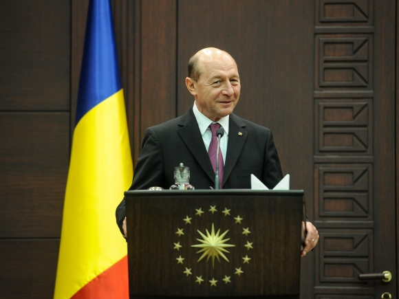 Băsescu: România depune eforturi pentru a scăpa de birocrația coruptă