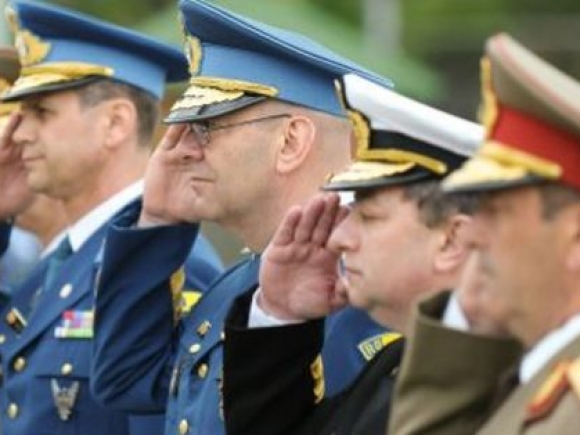 CCR a amânat pentru 22 mai sesizarea privind modificarea adusă Statutului cadrelor militare