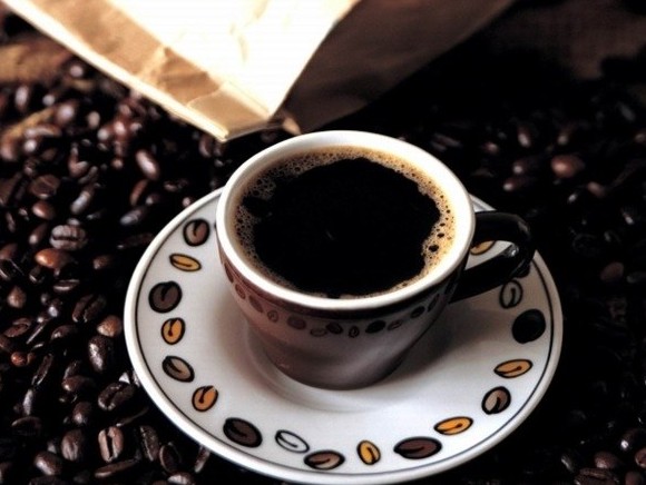 Pauza de cafea, avantaje psihologice și sociale la locul de muncă