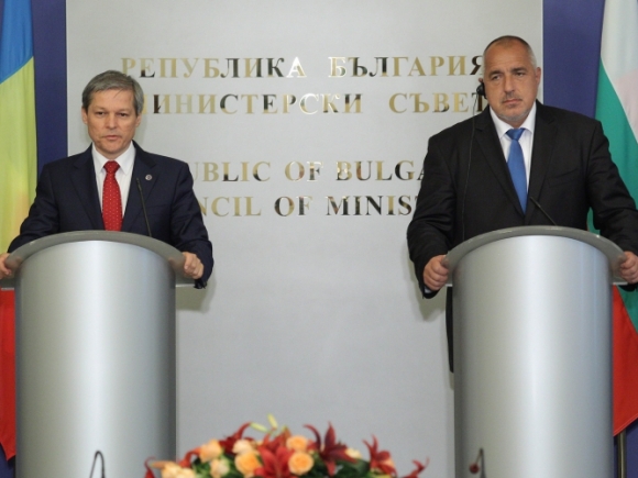 Cioloș: Facem eforturi comune cu Bulgaria pentru eliminarea vizelor necesare în Canada