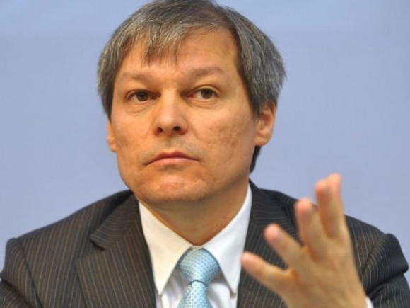 Vrea sau nu Cioloș să preia președinția PNL?