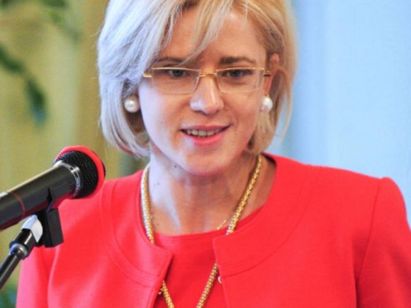 Corina Crețu, pe lista de comisari trimisă vineri de Juncker președintelui Consiliului UE