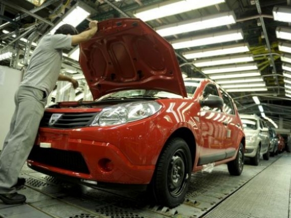 Dacia a înregistrat şi în februarie cea mai mare creştere a vânzărilor din UE