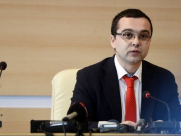 Botoșani: Ministrul Gabriel Petrea propune ca ONG-urile să nu mai fie înregistrate la judecătorie, ci la Registrul Comerțului