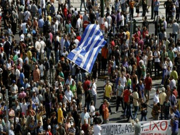Grecia, blocată de greva generală împotriva măsurilor care vizează funcţionarii publici