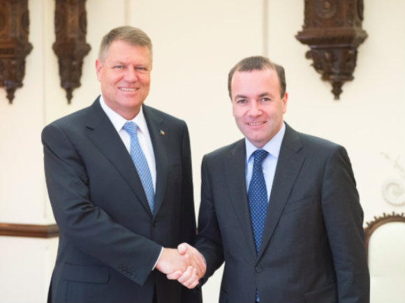 Iohannis i-a solicitat președintelui grupului PPE sprijin pentru aderarea României la Schengen