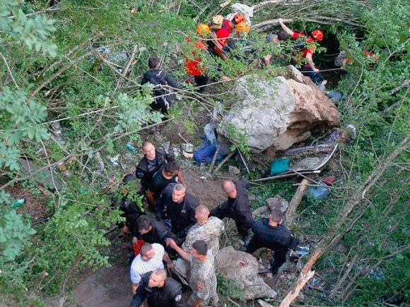 MAE: 18 români şi-au pierdut viaţa în accidentul din Muntenegru