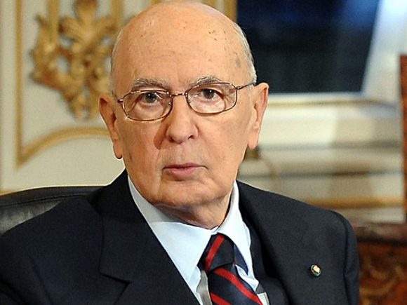 Giorgio Napolitano demisionează din funcţia de preşedinte al Italiei